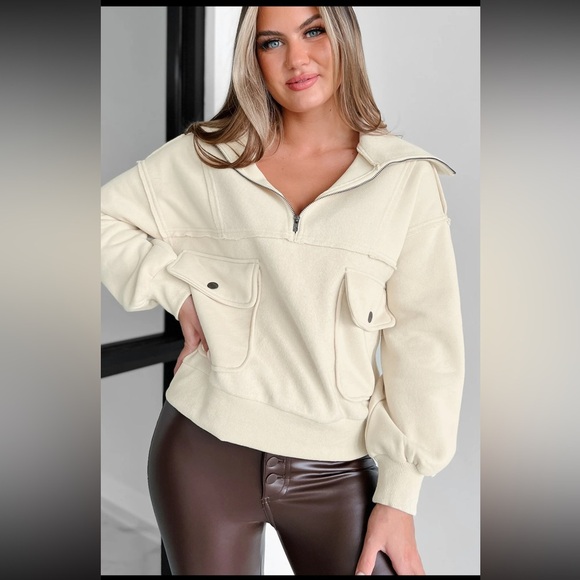 New In Tops - New In Half Zip Fleece Pullover Cream Womens Size  Large Cargo Pockets Relaxed